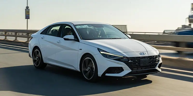 báo giá lăn bánh xe Hyundai Elantra 2026 tại Phú Thọ